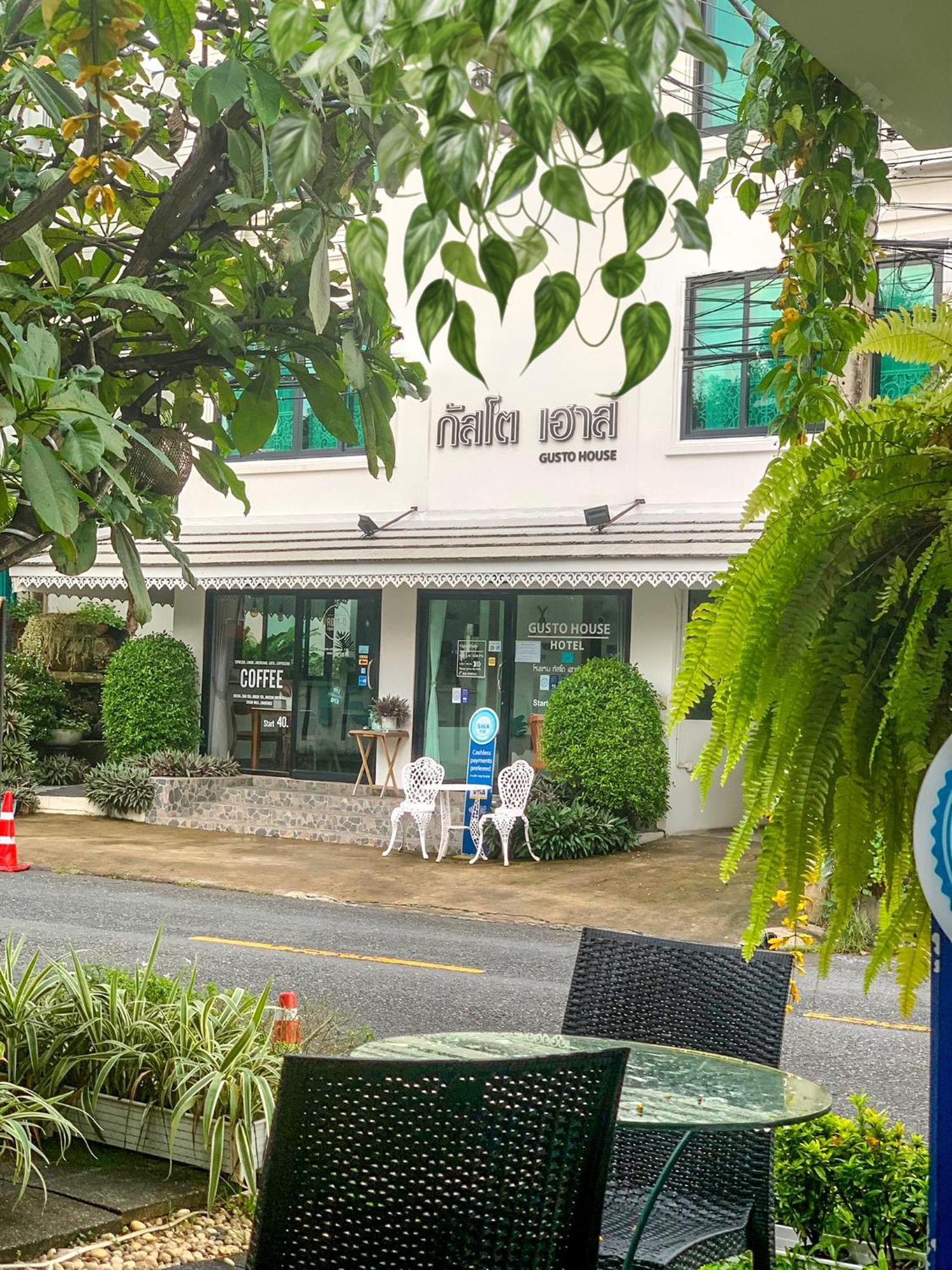 Guest house Gusto House 3*