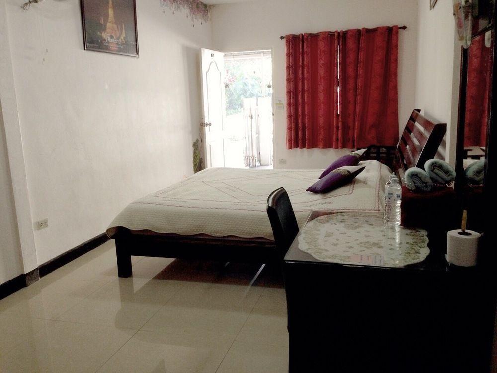 Gusto House 3* Chiang Mai
